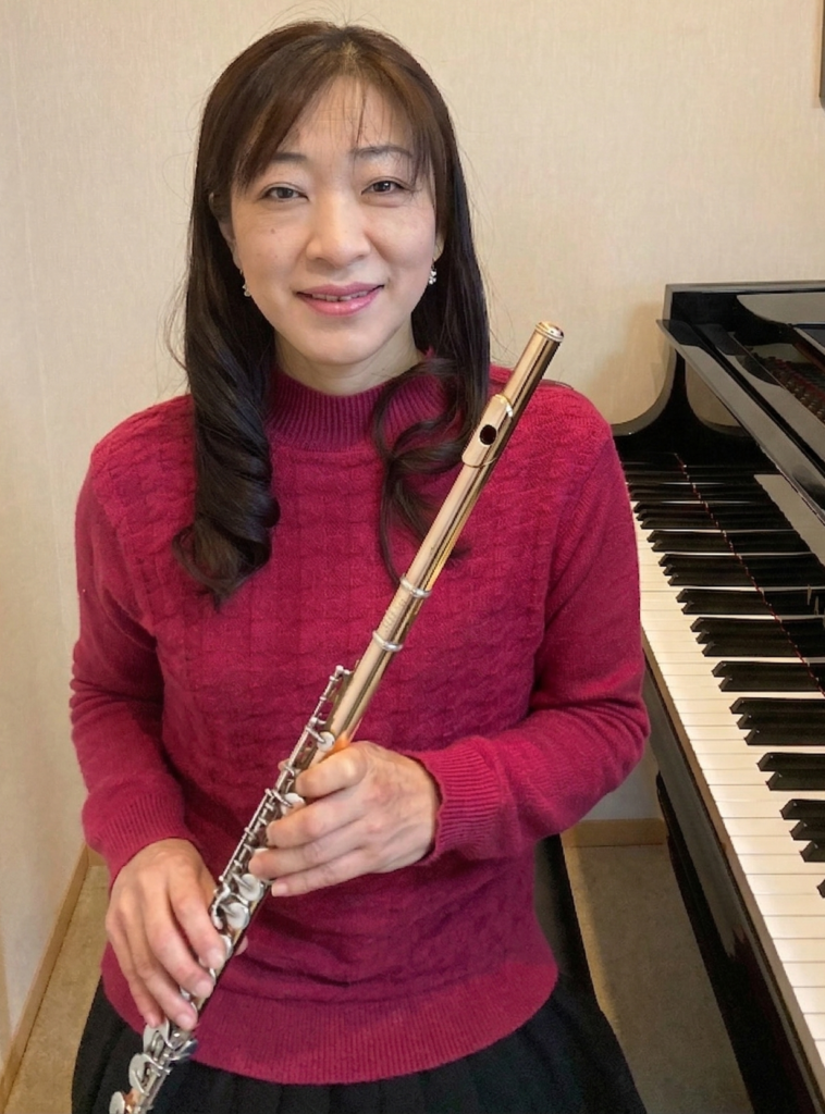 岡山市中区土田・関・四御神・雄町・高島の古賀ピアノ教室＆フルート教室のプロフィール